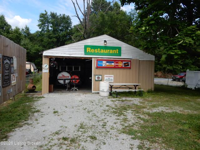 House for sale in Shepherdsville, Kentucky