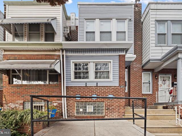Townhouse for sale in Philadelphia, Pennsylvania