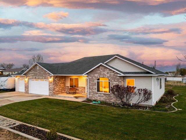 House for sale in Altamont, Utah