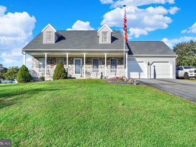 House for sale in Mount Wolf, York County