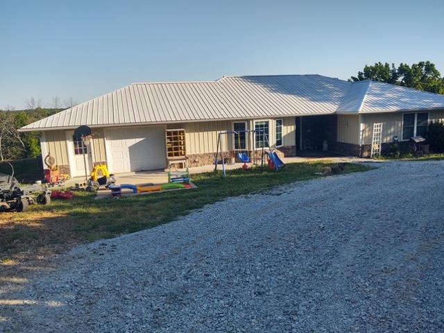 House for sale in Osceola, Missouri