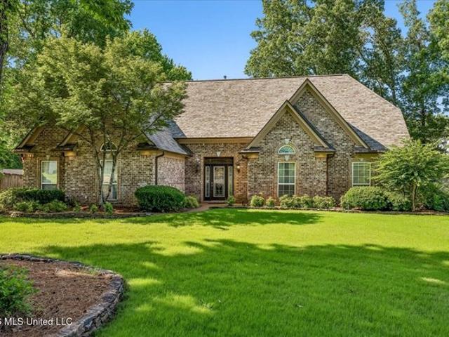 House for sale in Southaven, Mississippi