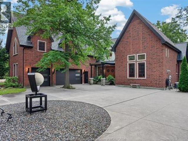 House for sale in Amherstburg, Southwestern Ontario