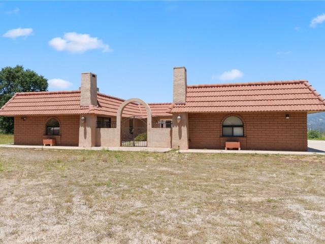 House for sale in Oakhurst, California
