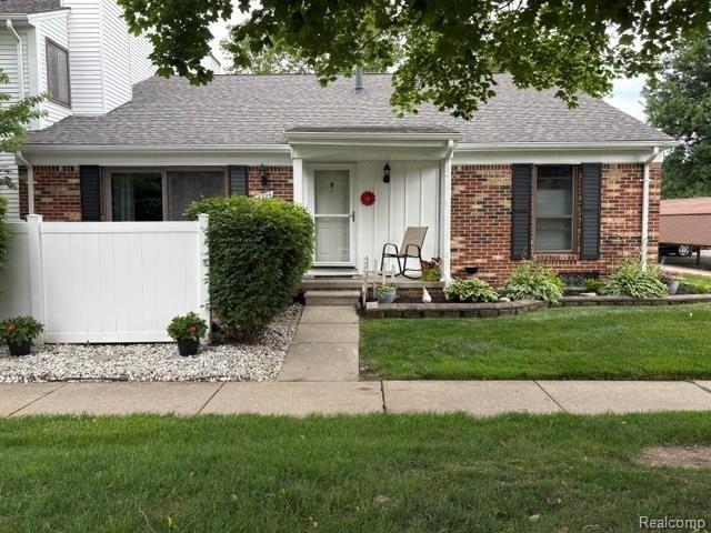 Condo for sale in Clinton Township, Michigan
