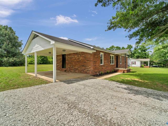 House for sale in Ardmore, Alabama