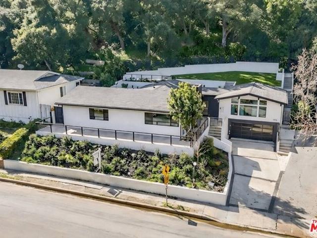 House for sale in Sherman Oaks Neighborhood Council District, Canoga Park