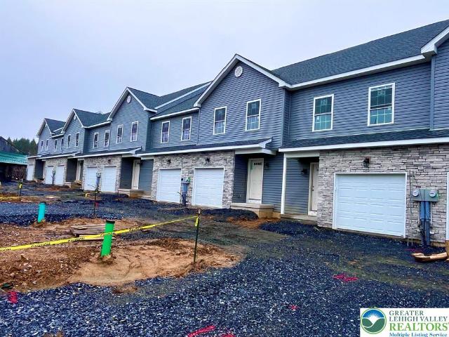 Townhouse for sale in Lehigh, Pennsylvania