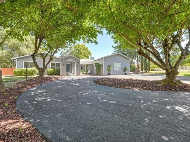 House for sale in Loomis, California