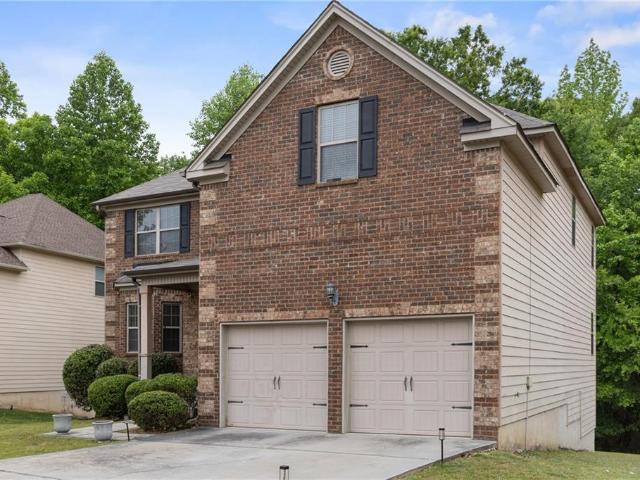 House for sale in Red Oak, Georgia