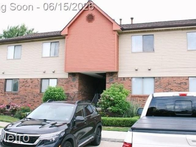 Condo for sale in Harrison Township, Michigan