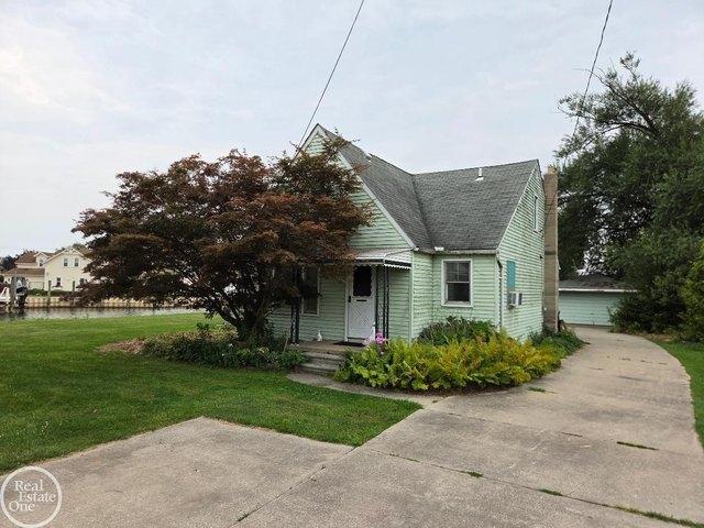 House for sale in Harrison Township, Michigan