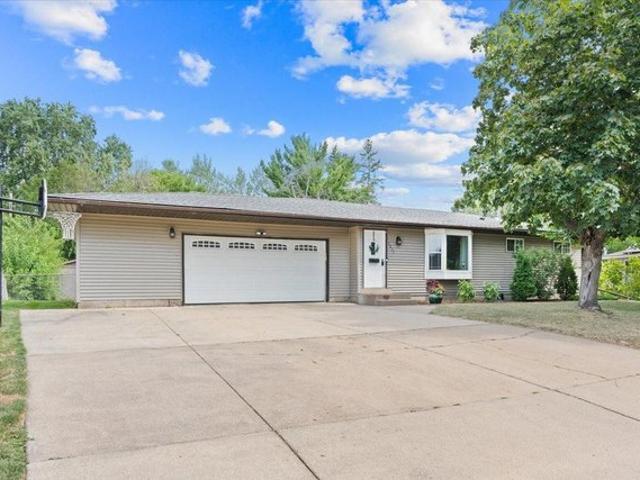 House for sale in Inver Grove Heights, Minnesota