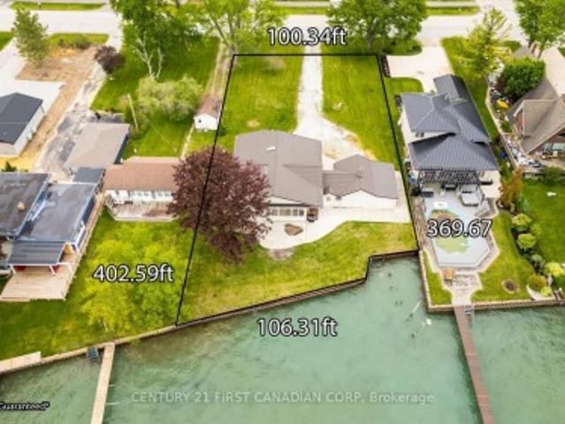 House for sale in St. Clair, Ontario