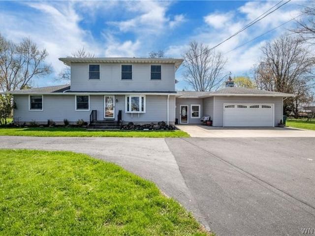 House for sale in Niagara, New York