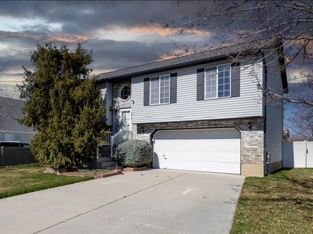 House for sale in Roy, Utah