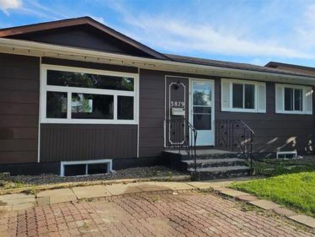 House for sale in Saskatoon, Saskatchewan