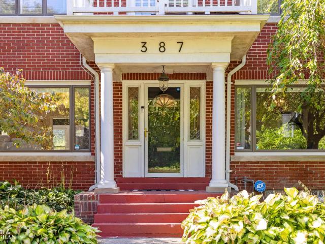 House for sale in Grosse Pointe, Michigan