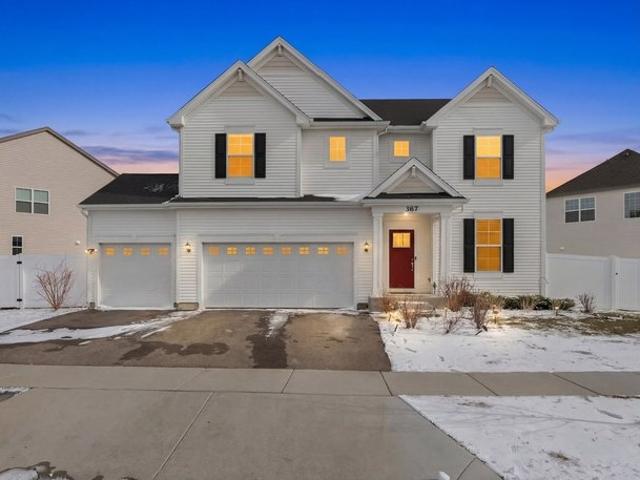 House for sale in South Elgin, Illinois