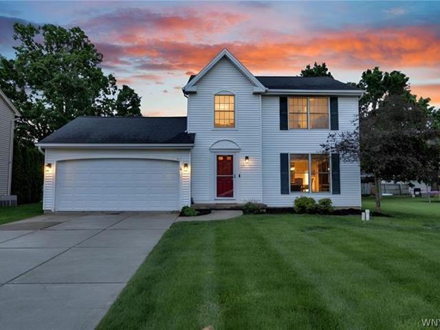 House for sale in Bowmansville, New York