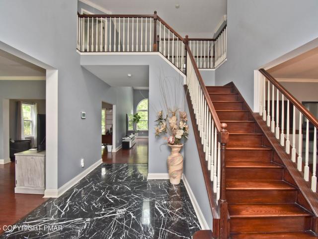 House for sale in Shawnee On Delaware, Pennsylvania