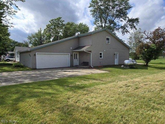 House for sale in Lagrange, Ohio