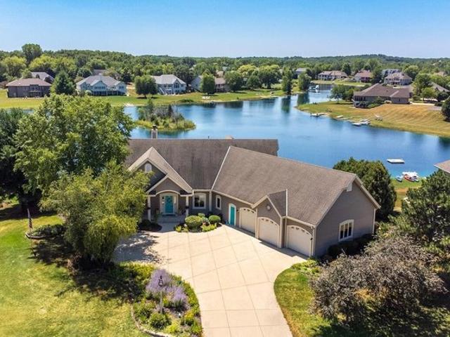 House for sale in Dousman, Wisconsin