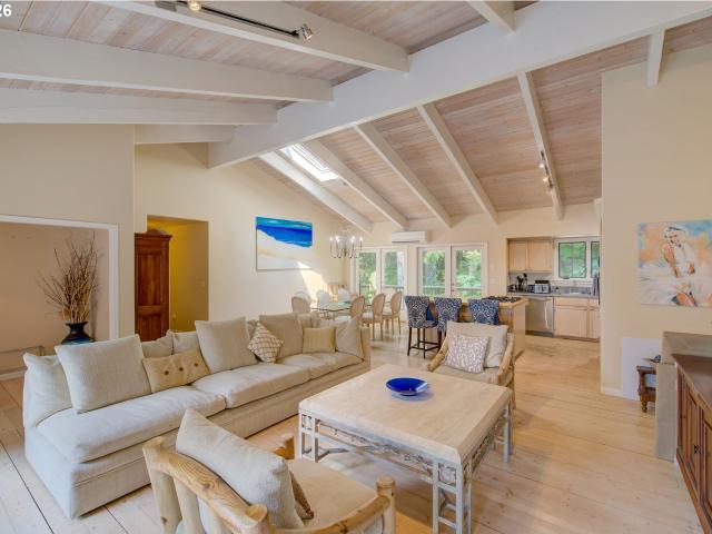 House for sale in Cannon Beach, Clatsop County