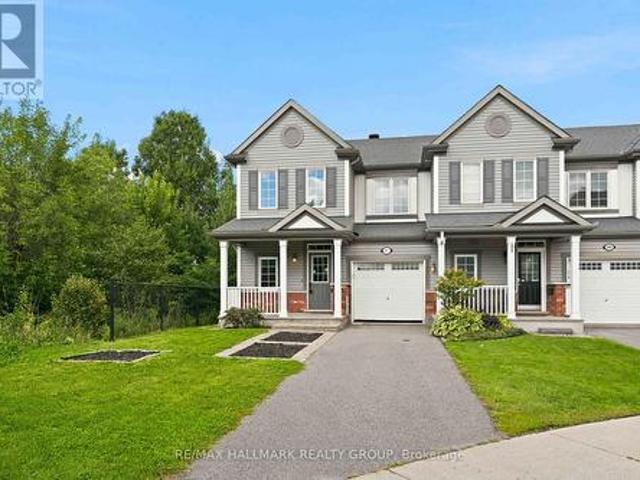 House for sale in Barrhaven West, Ottawa