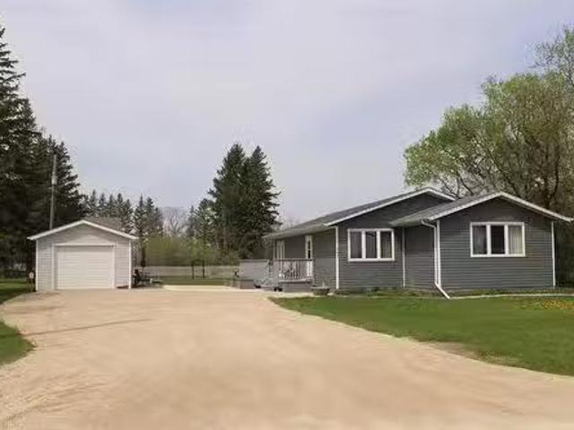House for sale in Bifrost, Manitoba