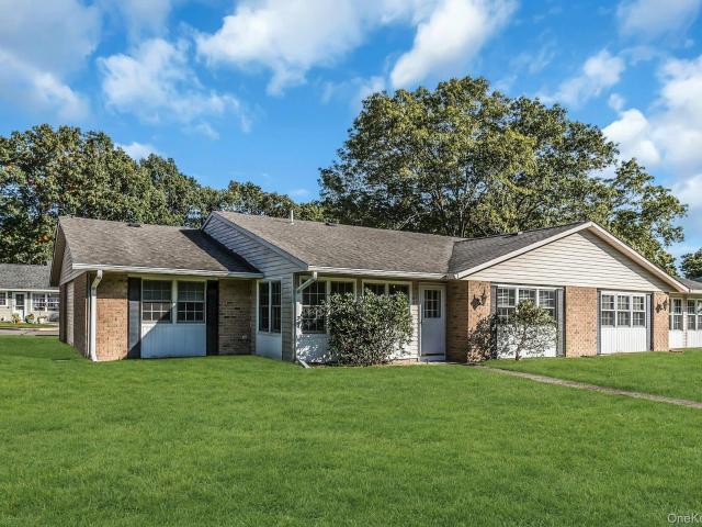Condo for sale in Ridge, Town of Brookhaven
