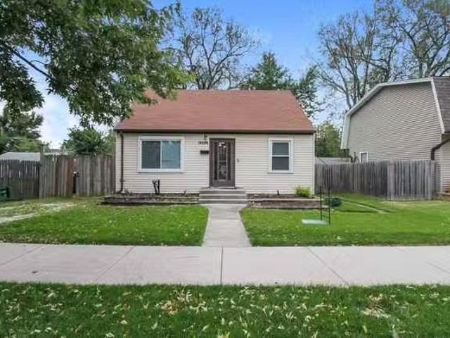 House for rent in Bedford Park