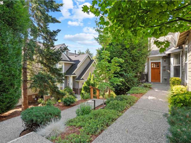 Condo for sale in Oregonia