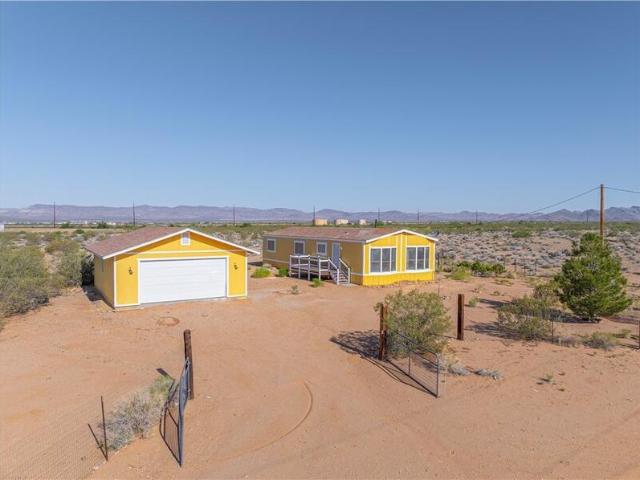 House for sale in Golden Valley