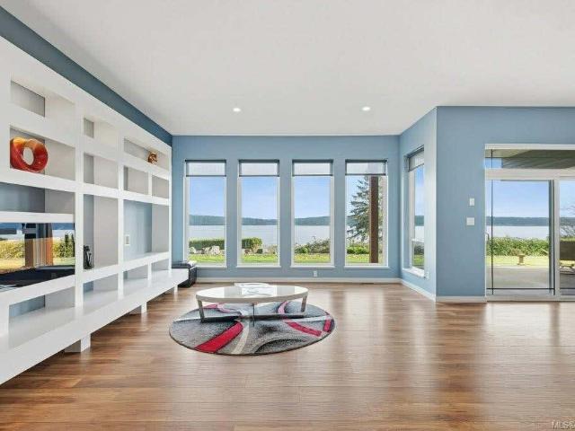 House for sale in Strathcona, British Columbia