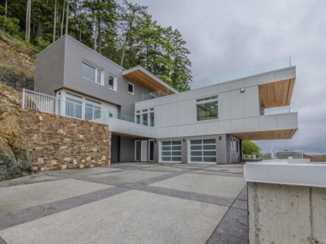 House for sale in Hammond Bay, Nanaimo