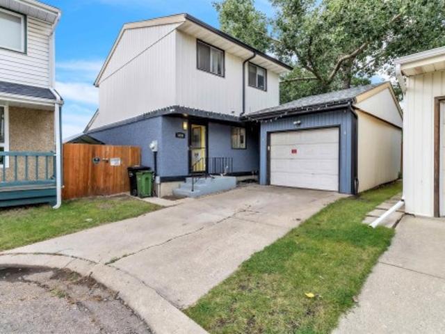House for sale in Wedgewood, Alberta