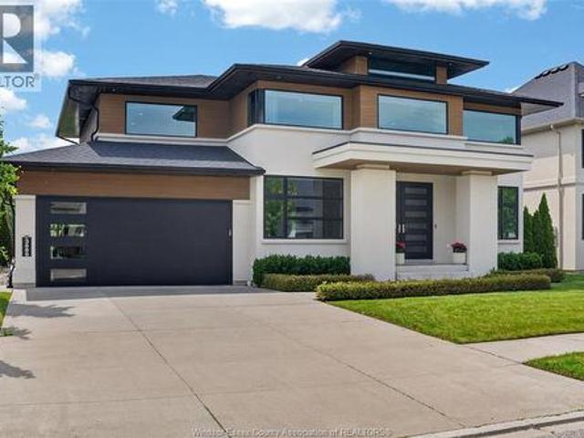 House for sale in Ontario