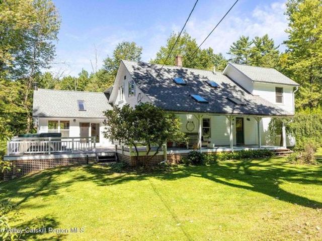 House for sale in Bearsville, Town of Woodstock