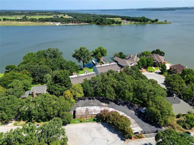 Condo for sale in Azle, Texas
