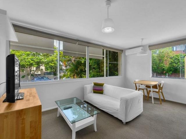 Apartment for rent in Toombul, Queensland