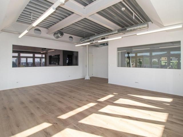 Atelier mieten in Lü