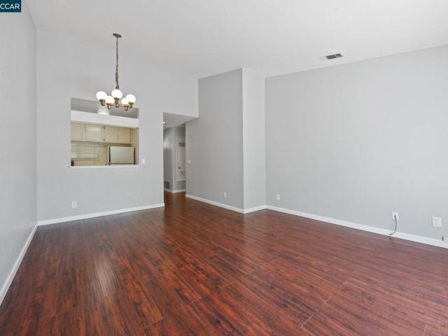 Condo for sale in Martinez, California