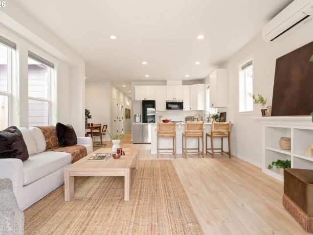 Townhouse for sale in Oregonia