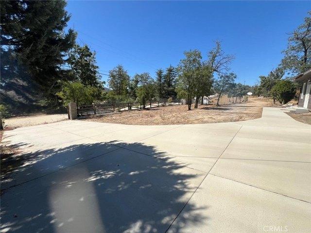 House for sale in Anza, California