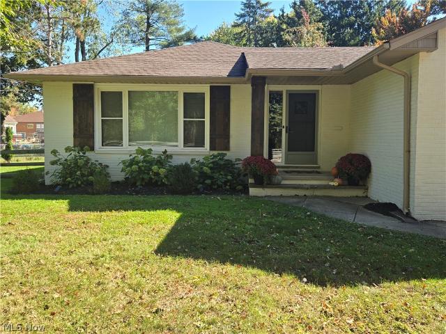 House for sale in Willoughby, Lake County