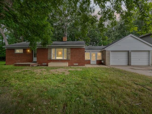 House for sale in Troy, Michigan