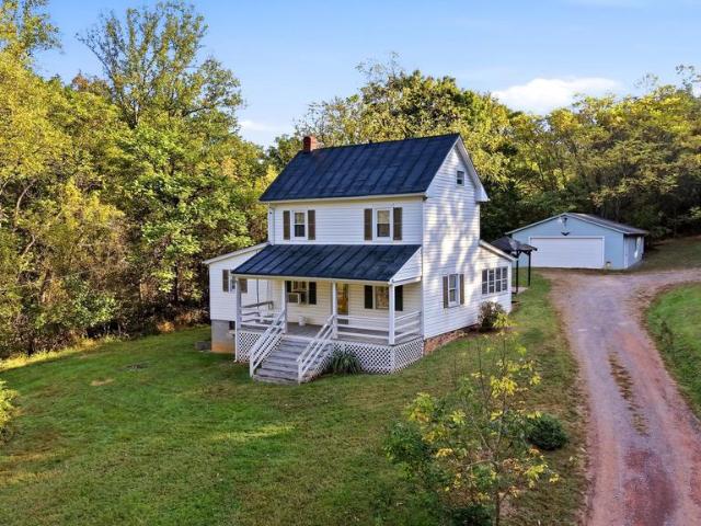 House for sale in Devland Estates, Winchester