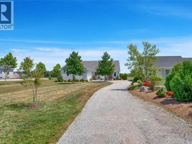 House for sale in St. Clair, Ontario