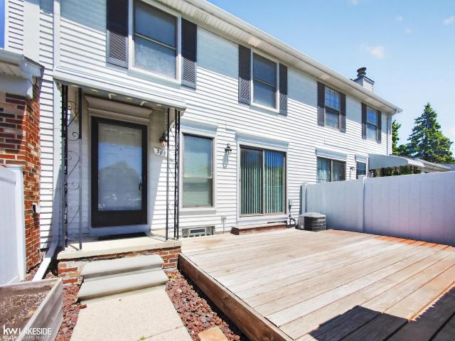 Condo for sale in Clinton Township, Michigan